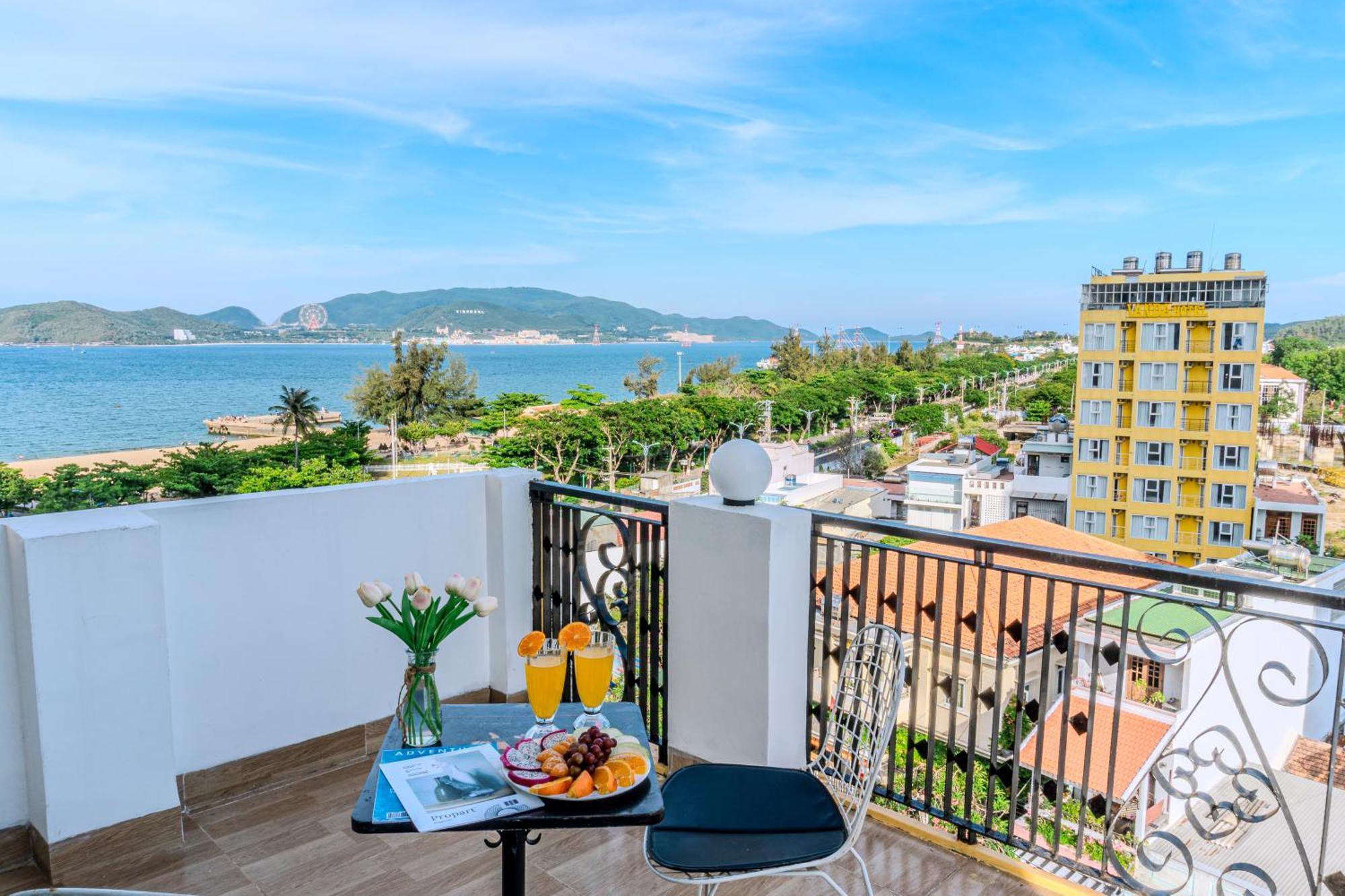 Melyna Hotel Nha Trang Beach Εξωτερικό φωτογραφία